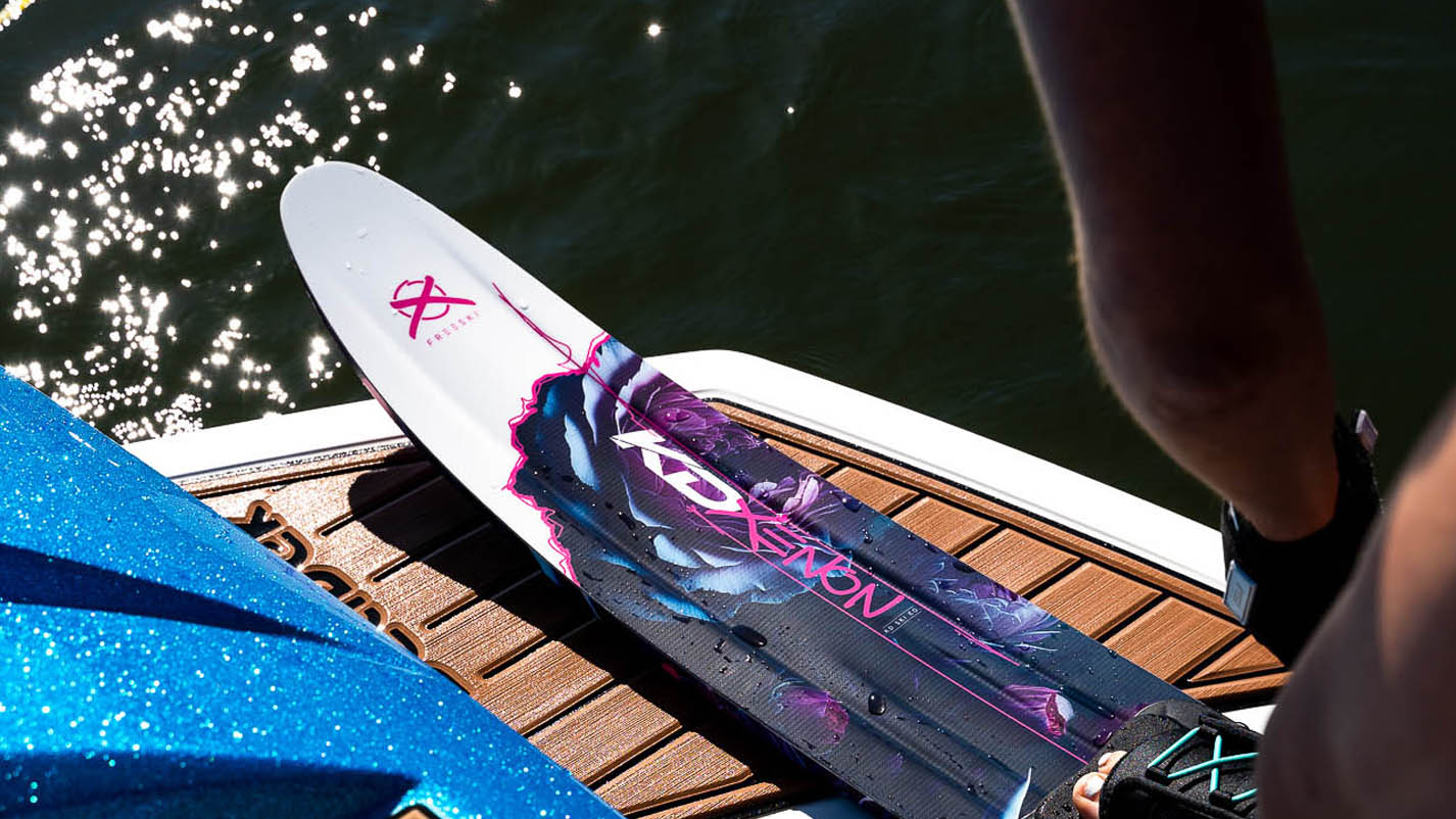 SLALOM SKI