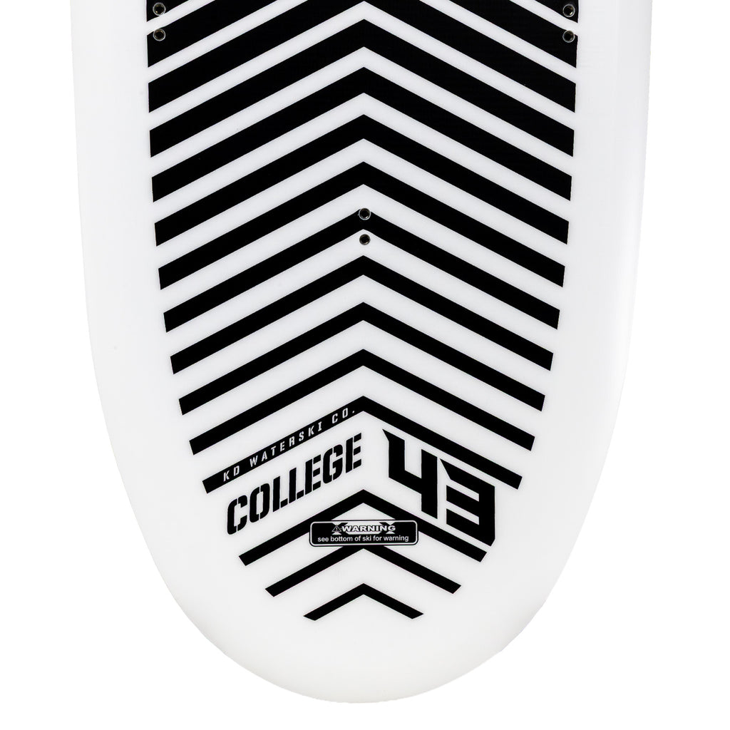COLLEGE TRICK SKI